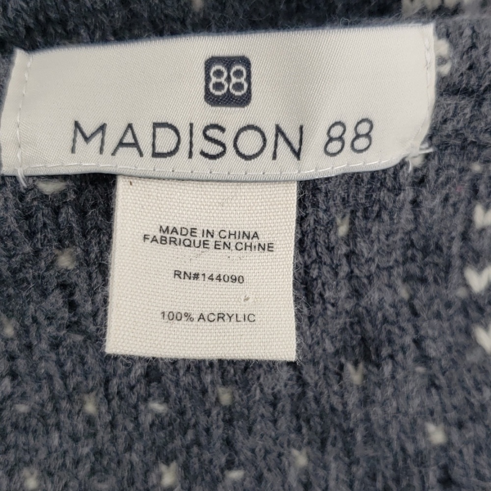 Madison 88 Infinity Scarf - Picture 2 of 2